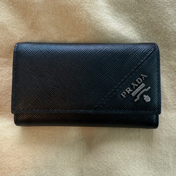PRADA SAFFIANO LEATHER BLACK KEY CASE, EUC - Picture 1 of 9